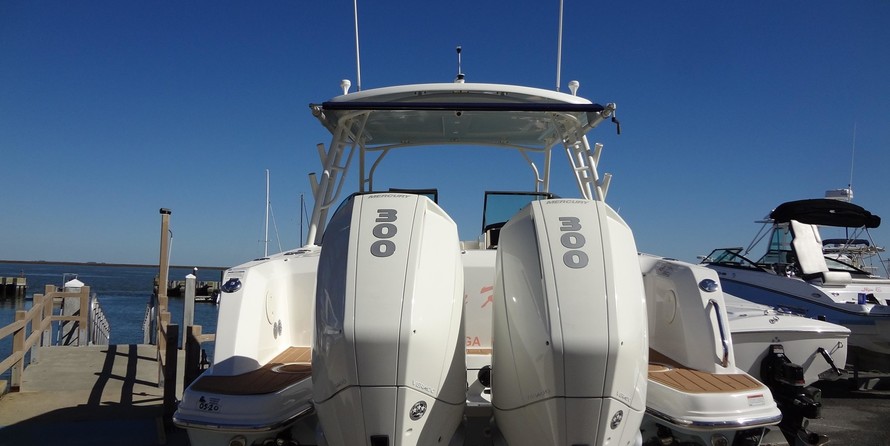 Boston Whaler 270 Vantage