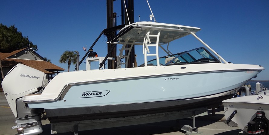 Boston Whaler 270 Vantage
