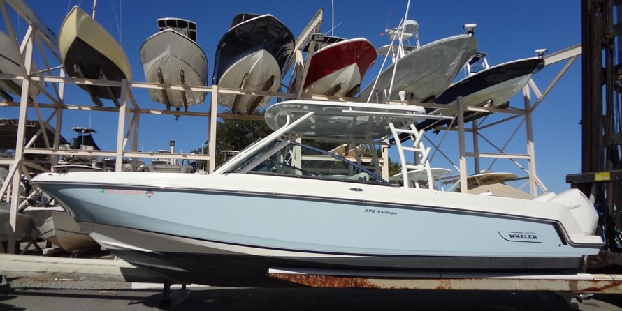 Boston Whaler 270 Vantage