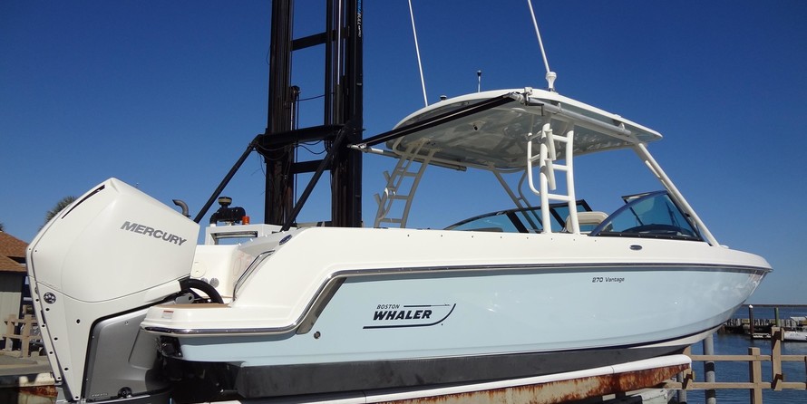 Boston Whaler 270 Vantage