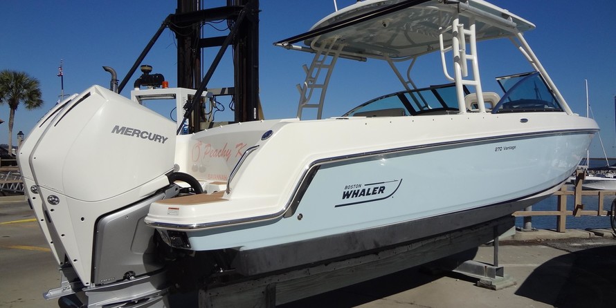 Boston Whaler 270 Vantage
