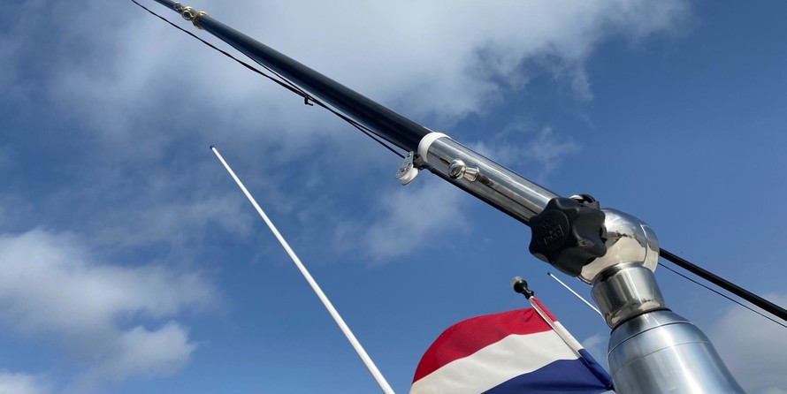 Boston Whaler 370 Outrage