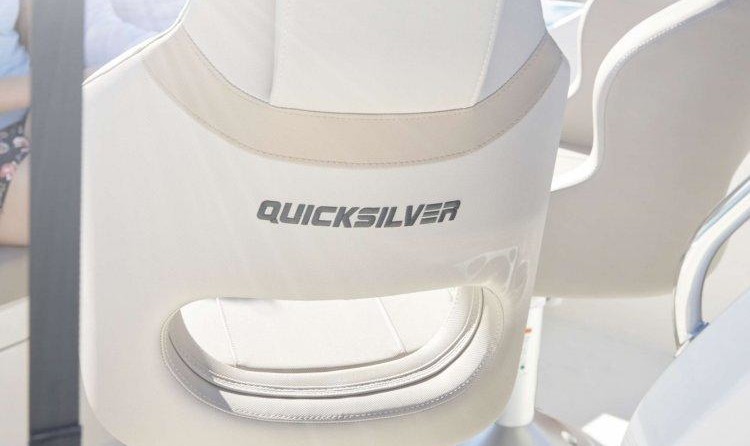 Quicksilver Activ 605 Open