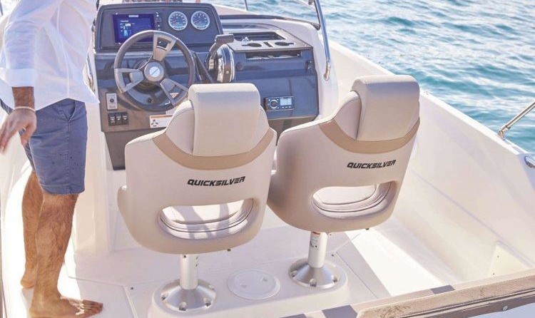 Quicksilver Activ 605 Open