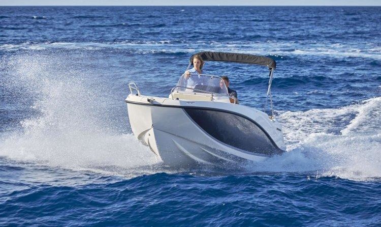 Quicksilver Activ 555 Open