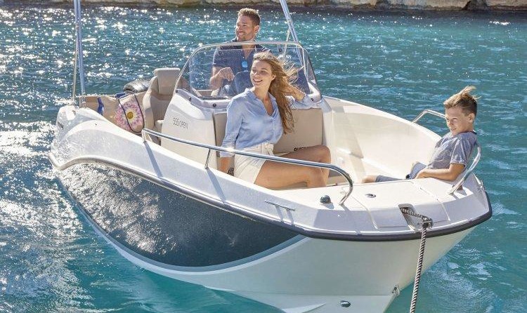 Quicksilver Activ 555 Open