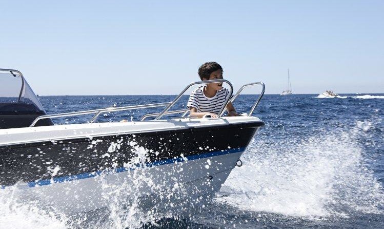 Quicksilver Activ 455 Open