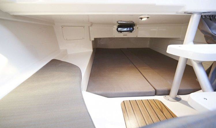 Quicksilver Activ 805 Cruiser