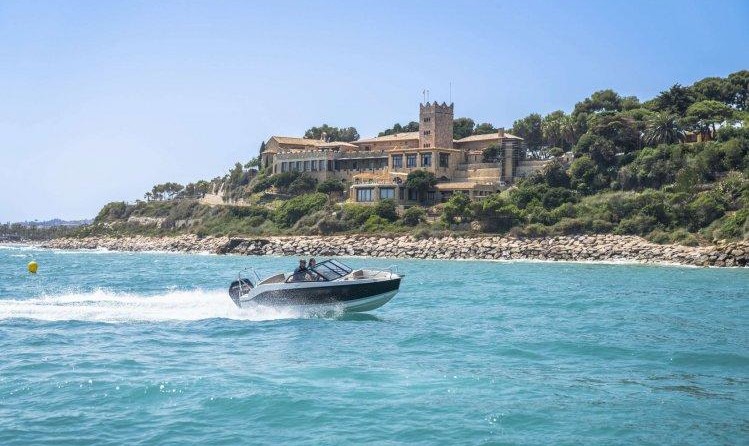 Quicksilver Activ 555 Bowrider