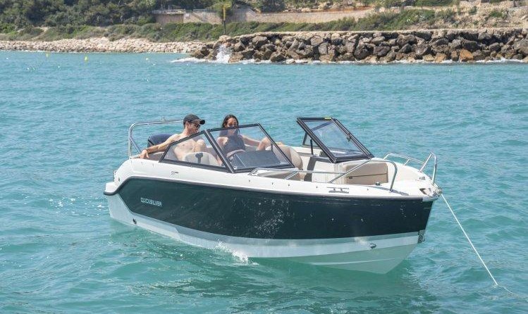 Quicksilver Activ 555 Bowrider