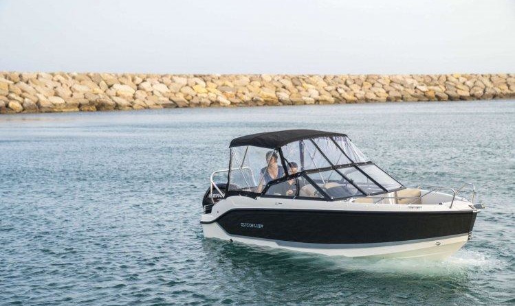 Quicksilver Activ 555 Bowrider