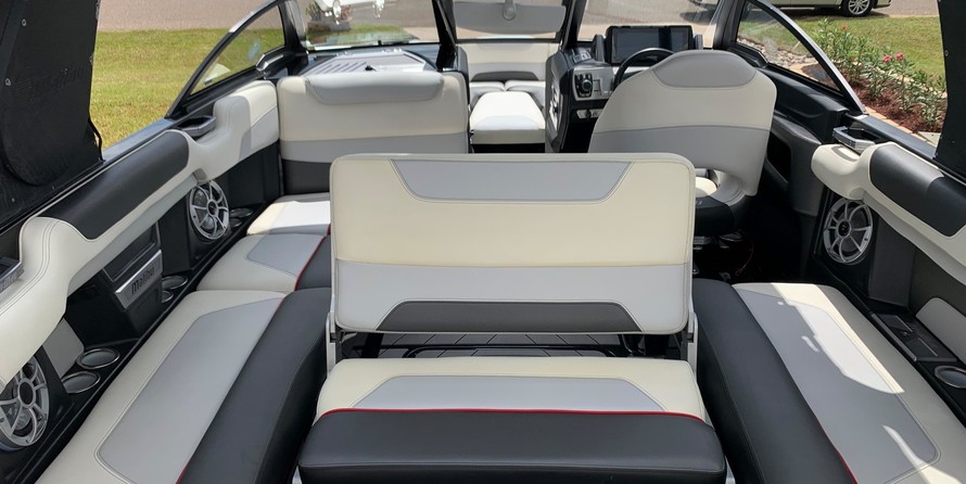 Malibu M235