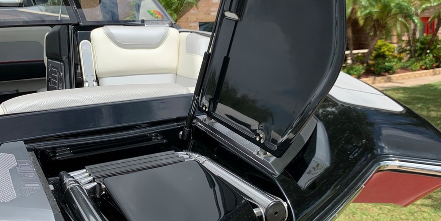 Malibu M235
