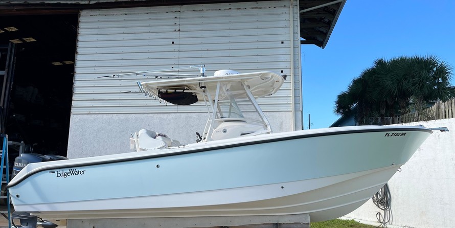 EdgeWater 268CC