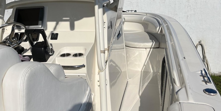 EdgeWater 268CC