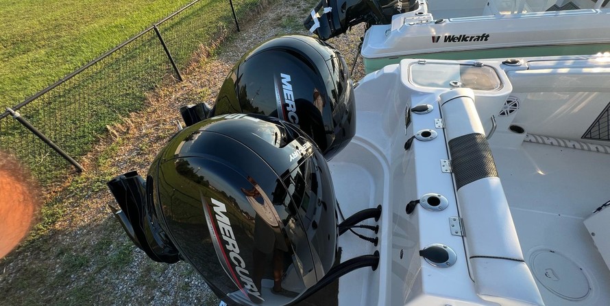 Wellcraft 242 Fisherman