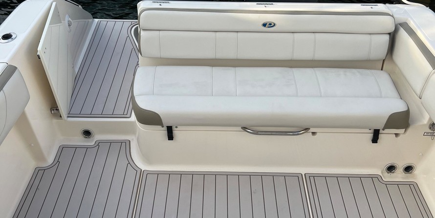 Pursuit st 310 sport