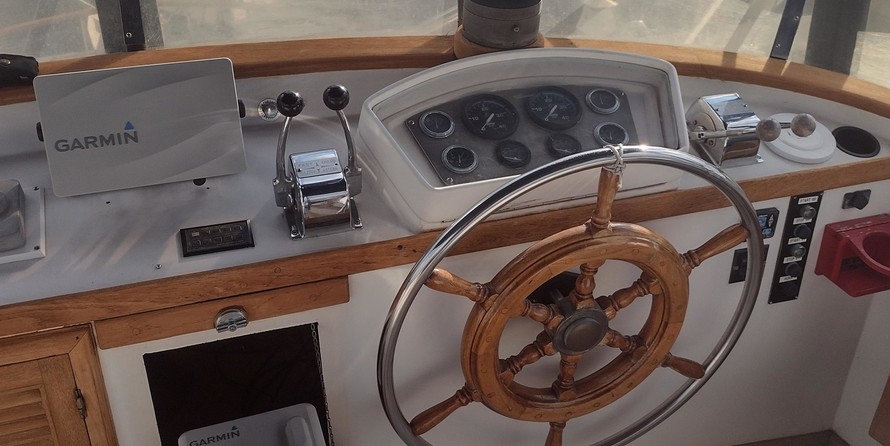 Albin Marine 36 trawler