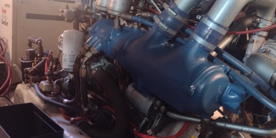 Albin Marine 36 trawler