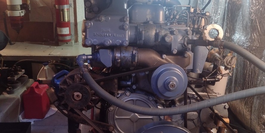 Albin Marine 36 trawler