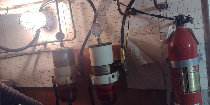 Albin Marine 36 trawler