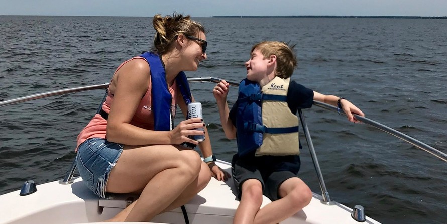 Grady-White Seafarer 228