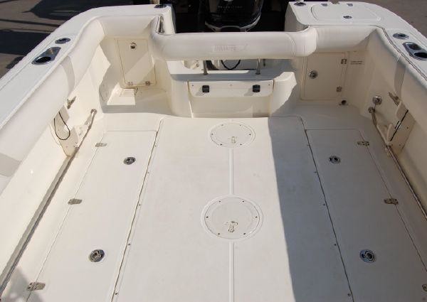 Boston Whaler 235 Conquest