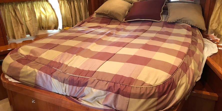 Sunseeker Predator 72