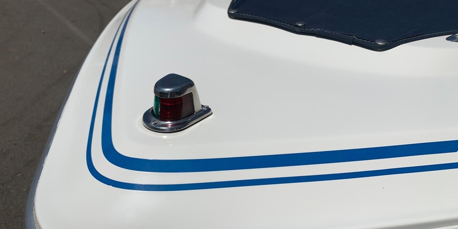 Sea ray 260 bow rider select