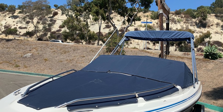 Sea ray 260 bow rider select