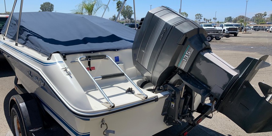 Sea ray 260 bow rider select