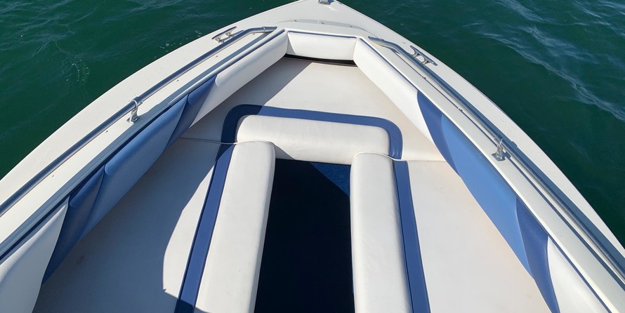 Sea ray 260 bow rider select