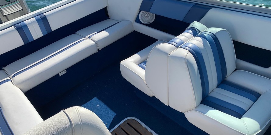 Sea ray 260 bow rider select