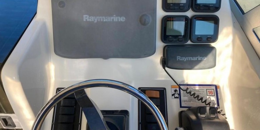 Pursuit 255 Offshore