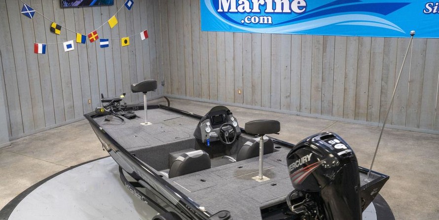 Lund Boats 1775 Impact SS