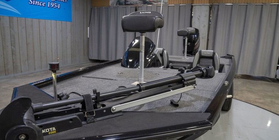 Lund Boats 1775 Impact SS