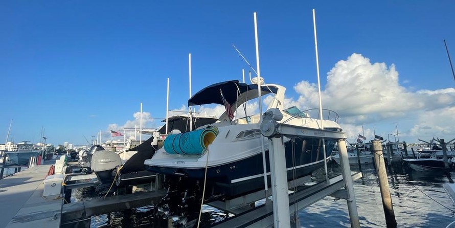 Sea Ray 350 Sundancer