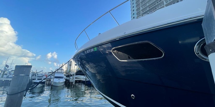 Sea Ray 350 Sundancer