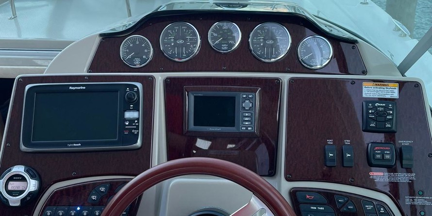 Sea Ray 350 Sundancer