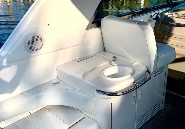 Sea Ray 370 Sundancer