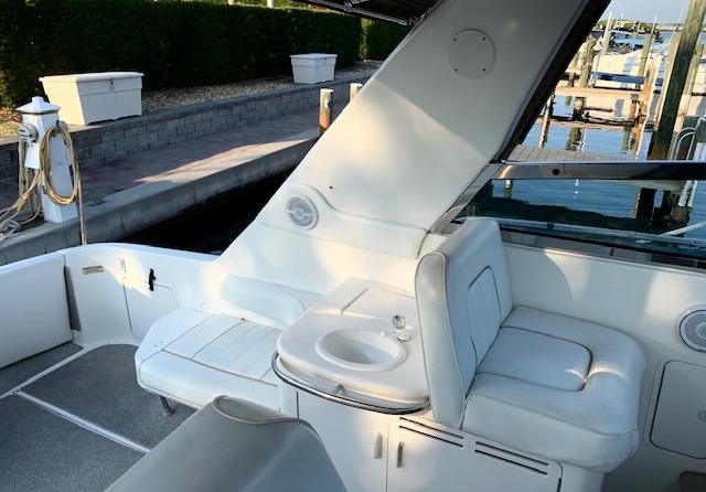 Sea Ray 370 Sundancer