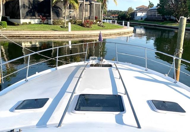 Sea Ray 370 Sundancer