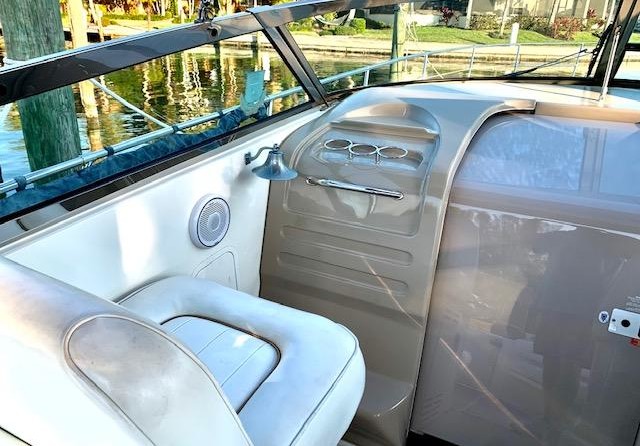 Sea Ray 370 Sundancer