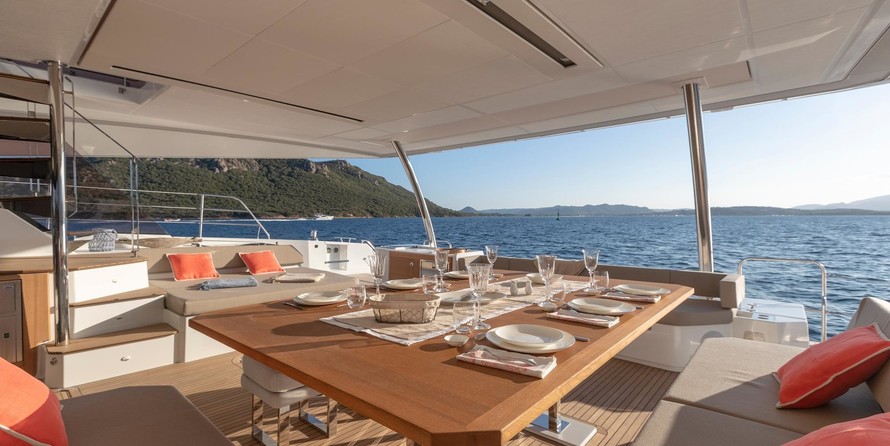 Fountaine Pajot Alegria 67