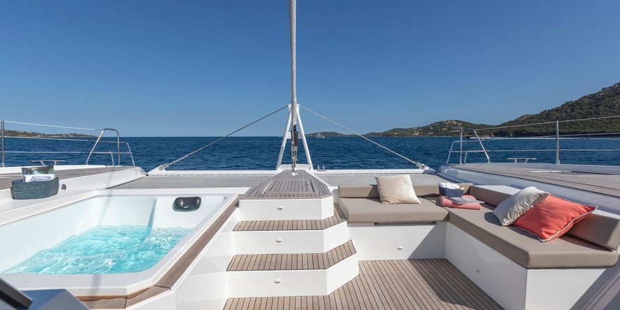 Fountaine Pajot Alegria 67