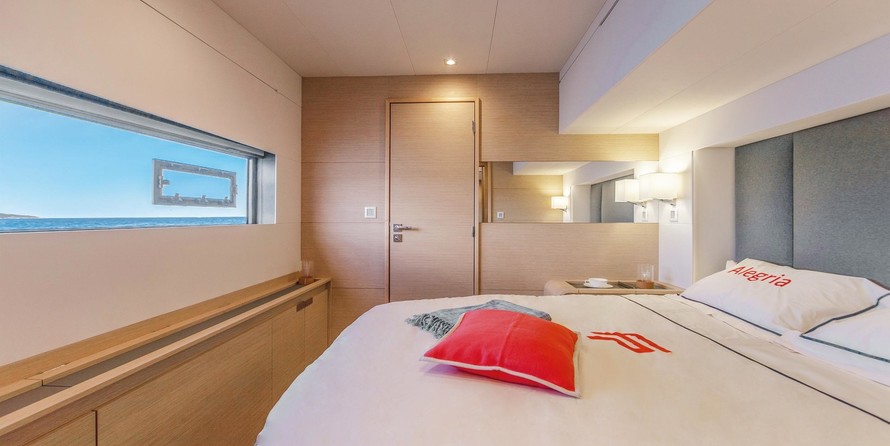 Fountaine Pajot Alegria 67