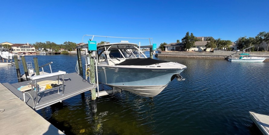 Grady-White Freedom 307