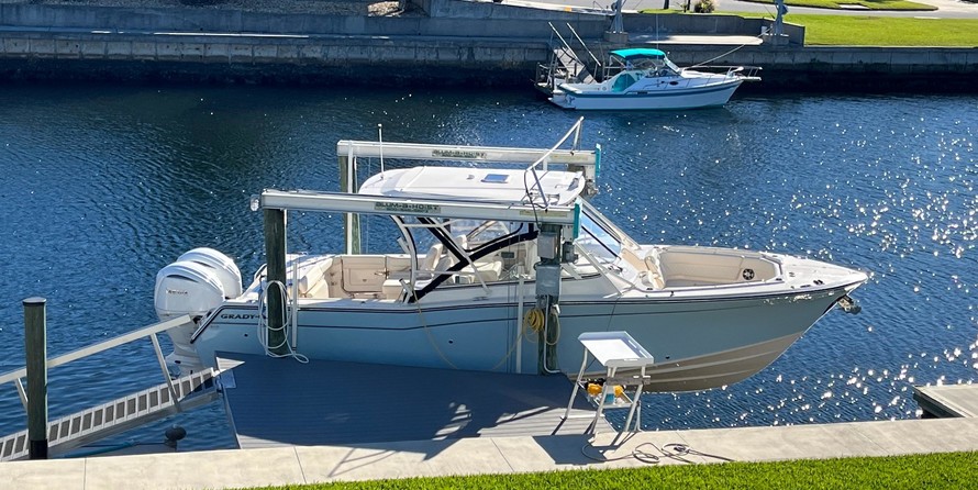 Grady-White Freedom 307