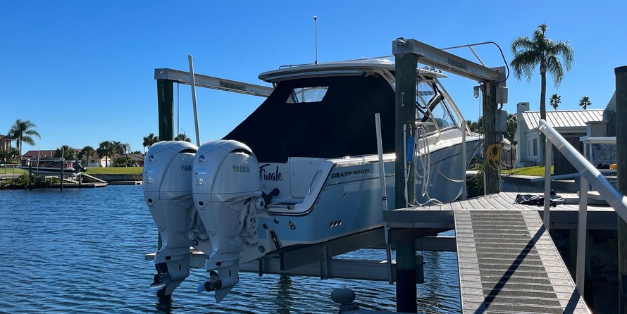 Grady-White Freedom 307