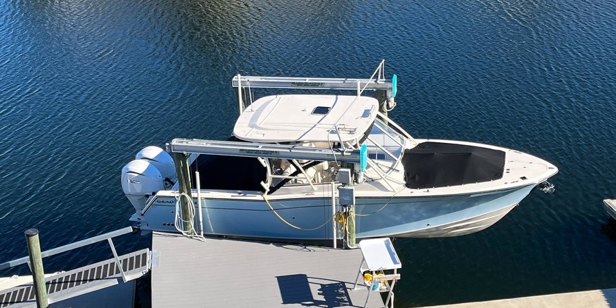 Grady-White Freedom 307